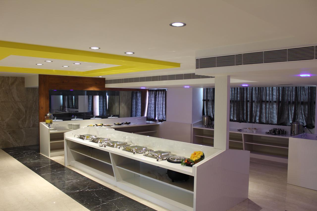 Hotel Hills Tirupattur Tiruppatur Exterior photo